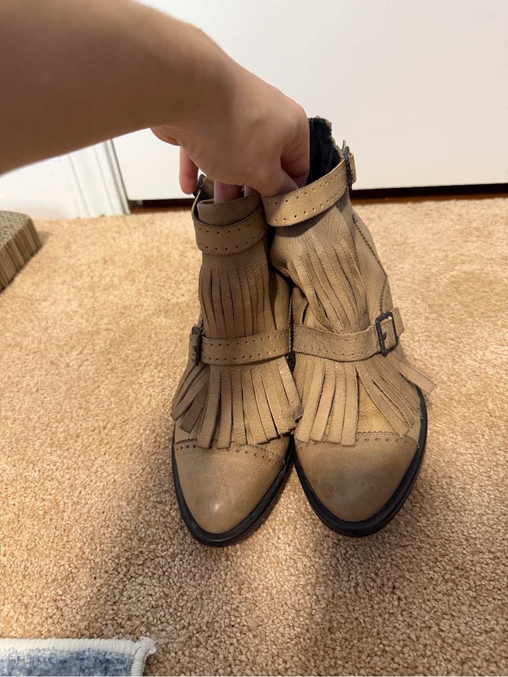 Free People Circle Back Distressed Leather Kiltie Fringe Boot, size EU 38 - Picture 3 of 7